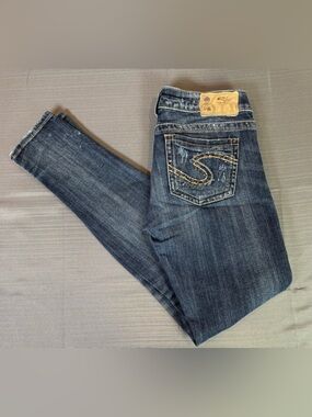 Silver Jeans Tuesday Low Super Skinny Distressed Women’s 27x31 Stretch Denim